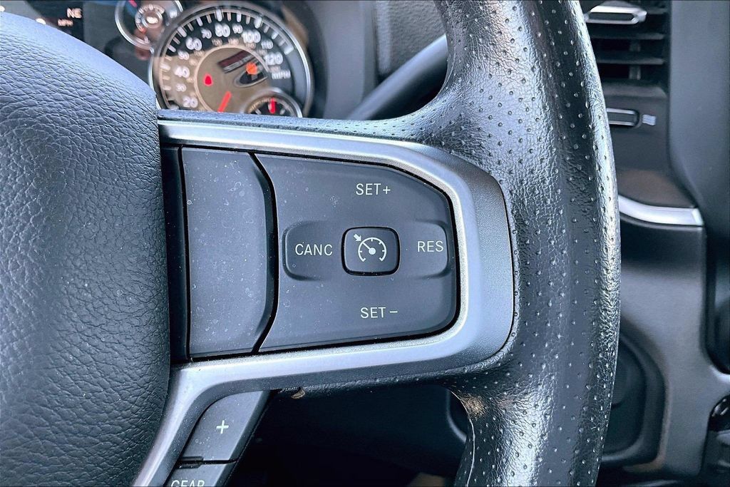 Used 2024 RAM 2500 Big Horn AWD/4WD image 13