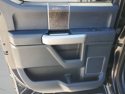 Used 2022 Ford F250 Lariat w/ Lariat Ultimate Package AWD/4WD image 12