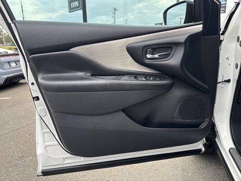 Used 2015 Nissan Murano S w/ Cargo Package image 27