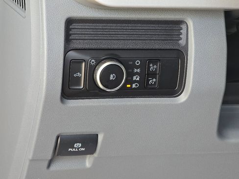 New 2025 Ford F350 XL w/ XL Chrome Package image 5