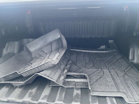 Used 2020 Chevrolet Silverado 1500 LT w/ All-Star Edition image 16