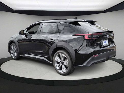 Used 2024 Subaru Solterra Limited image 6