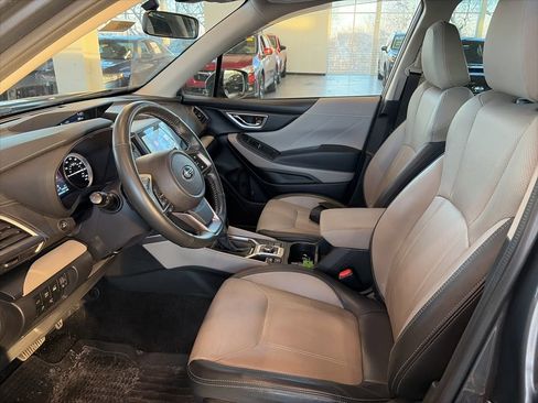 Used 2023 Subaru Forester Limited image 10