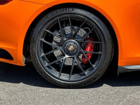 Used 2018 Porsche 911 Targa 4 GTS image 43