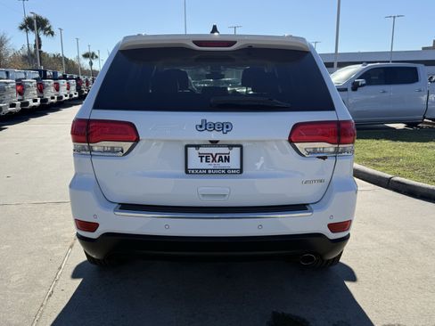 Used 2017 Jeep Grand Cherokee Limited image 6