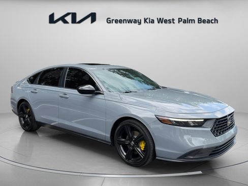 Used 2023 Honda Accord Sport image 1