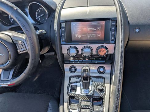 Used 2016 Jaguar F-TYPE Convertible image 20