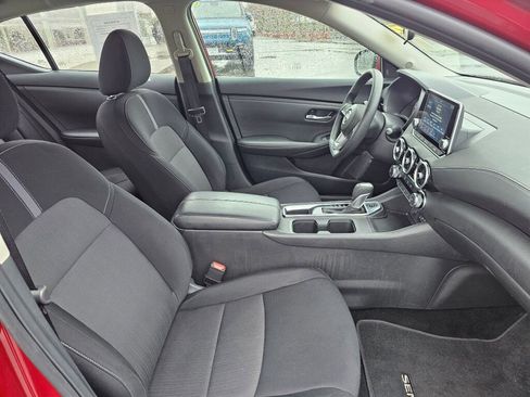 Used 2024 Nissan Sentra SV image 11