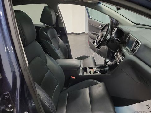 Used 2017 Kia Sportage SX image 26