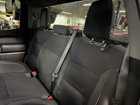 Used 2020 Chevrolet Silverado 1500 LT w/ All-Star Edition image 17