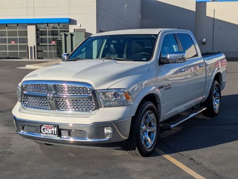 Used 2016 RAM 1500 Laramie w/ Convenience Group image 10