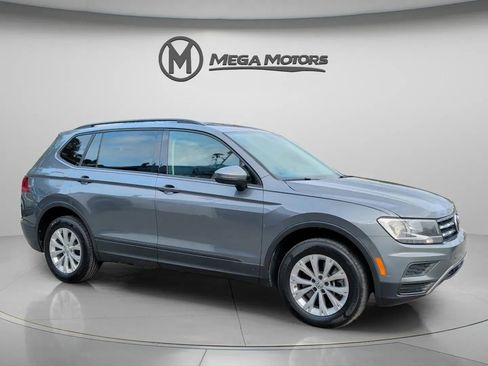 Used 2020 Volkswagen Tiguan S image 10