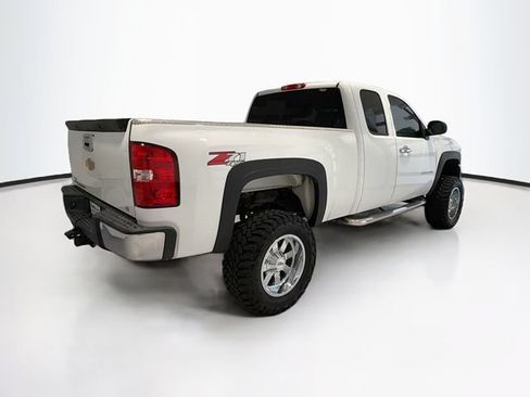 Used 2013 Chevrolet Silverado 1500 LT w/ All-Star Edition AWD/4WD image 7