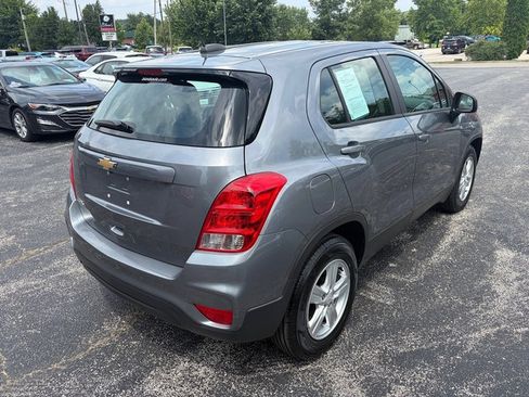 Used 2020 Chevrolet Trax LS FWD image 8