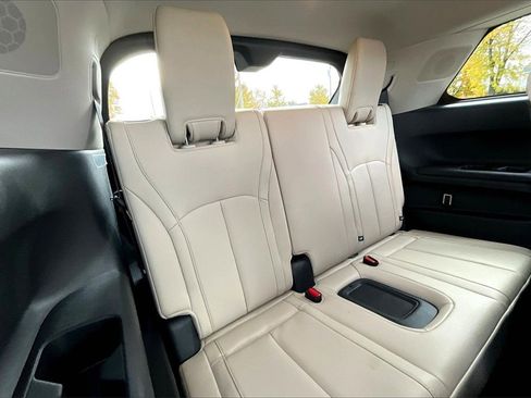 Certified 2025 INFINITI QX60 Sensory w/ Vision Package image 35