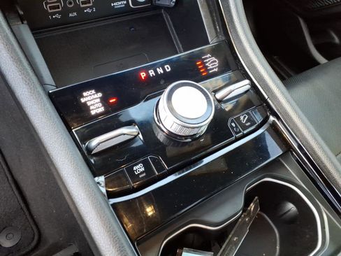 Used 2023 Jeep Grand Cherokee L Overland w/ Advanced Protech Group III image 22