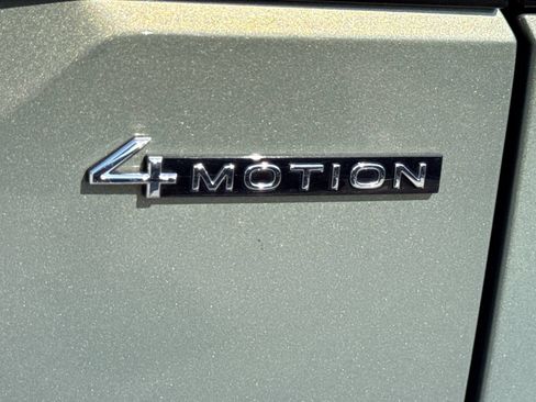 Certified 2025 Volkswagen Atlas Peak Edition SE AWD/4WD image 46