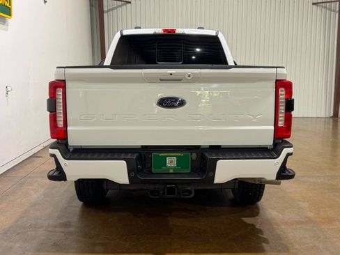 Used 2023 Ford F250 XLT w/ XLT Premium Package AWD/4WD image 8