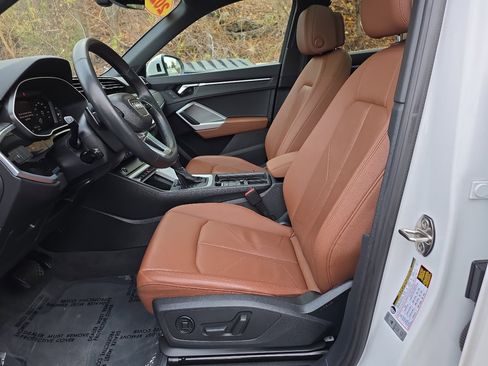 Used 2022 Audi Q3 2.0T Premium w/ Convenience Package image 30