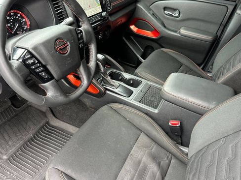 Used 2023 Nissan Frontier PRO-4X w/ Pro Convenience Package image 10