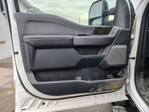 Used 2024 Ford F350 Lariat w/ Lariat Ultimate Package image 11