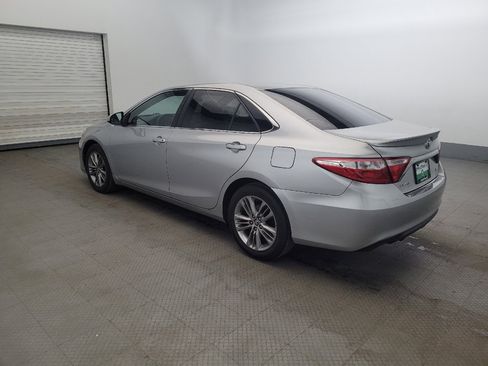 Used 2016 Toyota Camry SE FWD image 3