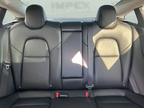 Used 2022 Tesla Model 3 Long Range image 12