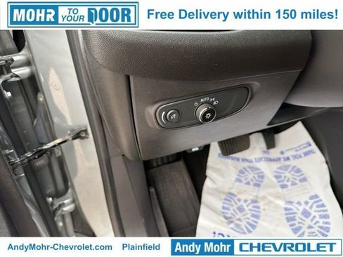 Used 2023 Chevrolet Equinox RS w/ LPO, Floor Liner Package image 15