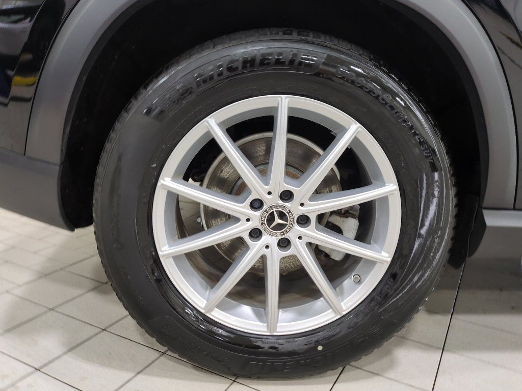 Used 2025 Mercedes-Benz GLE 350 4MATIC image 30