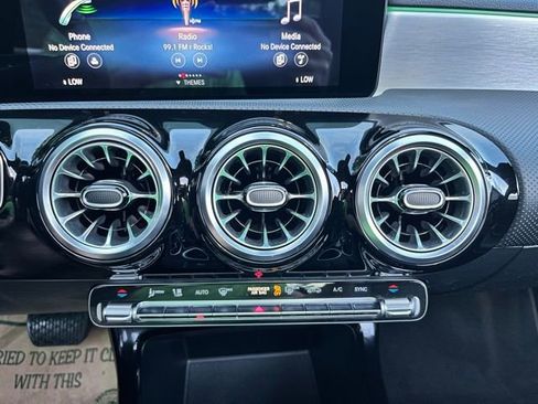 Used 2022 Mercedes-Benz A 220 4MATIC image 33