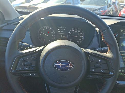 Certified 2025 Subaru Crosstrek 2.5i Limited image 18