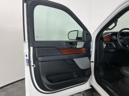 Used 2024 Lincoln Navigator Reserve w/ Equipment Group 201A image 14