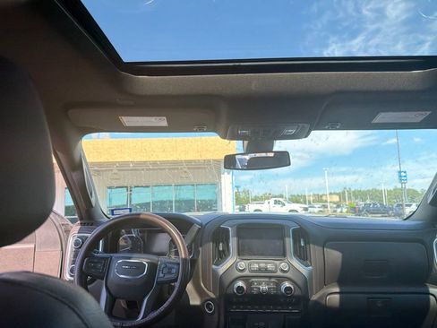 Used 2022 GMC Sierra 3500 Denali AWD/4WD image 8