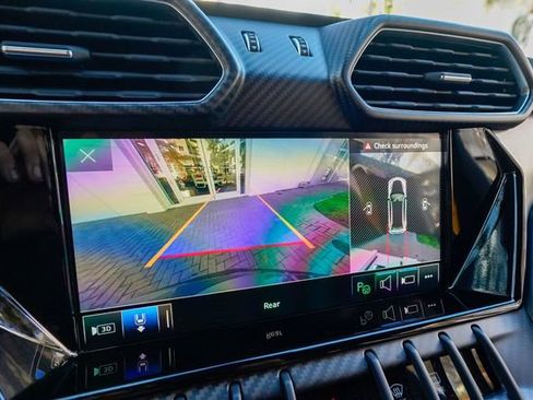 Used 2023 Lamborghini Urus Performante image 77