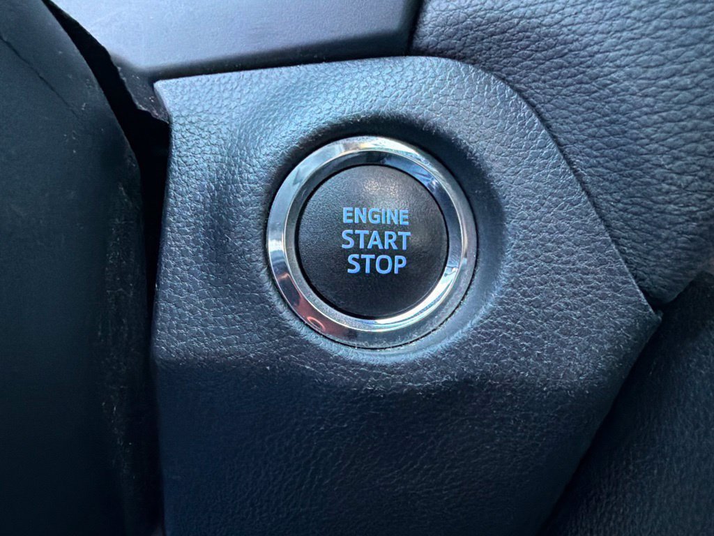 Used 2021 Toyota RAV4 TRD Off-Road w/ TRD Off-Road Weather Package AWD/4WD image 31