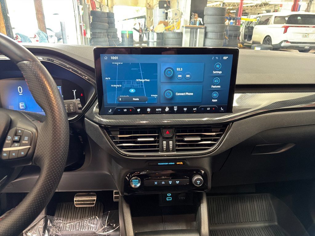 Used 2023 Ford Escape ST-Line w/ Tech Pack #1 AWD/4WD image 24