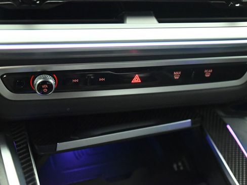 Used 2023 BMW XM AWD/4WD image 28