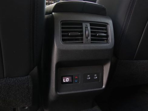 Certified 2024 Nissan Rogue SL w/ SL Premium Package AWD/4WD image 28