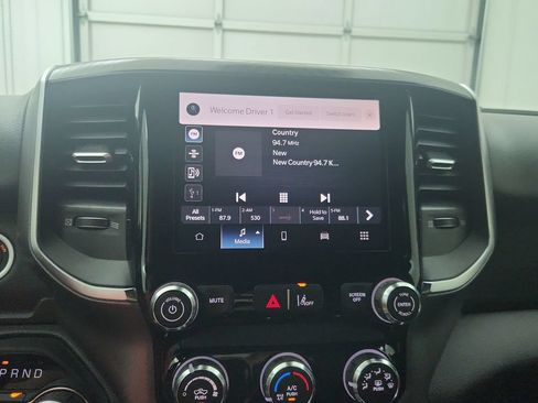 New 2026 RAM 1500 Express AWD/4WD image 7