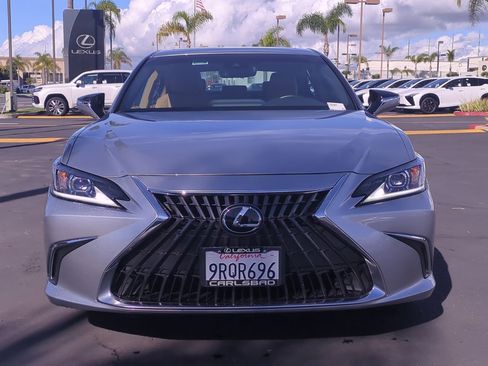 Certified 2025 Lexus ES 350 image 2