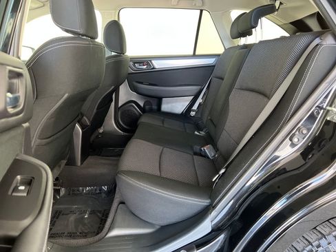 Used 2016 Subaru Outback 2.5i Premium image 25