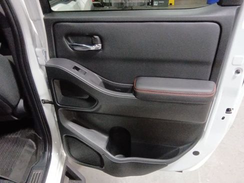 Used 2023 Nissan Frontier PRO-4X w/ Pro Convenience Package image 20