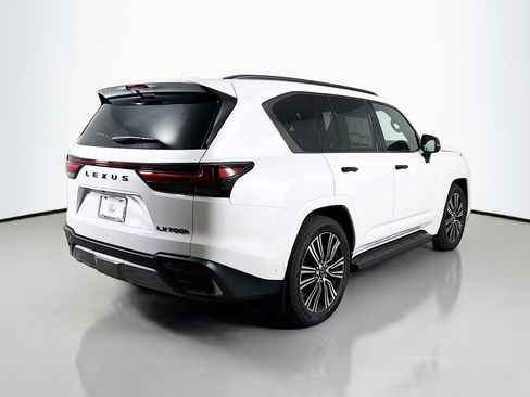 New 2026 Lexus LX 700h Luxury image 5