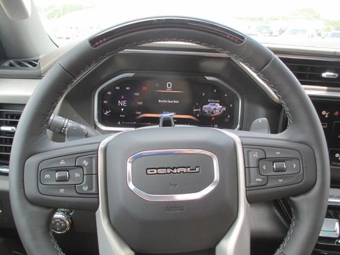 New 2026 GMC Sierra 1500 Denali AWD/4WD image 21