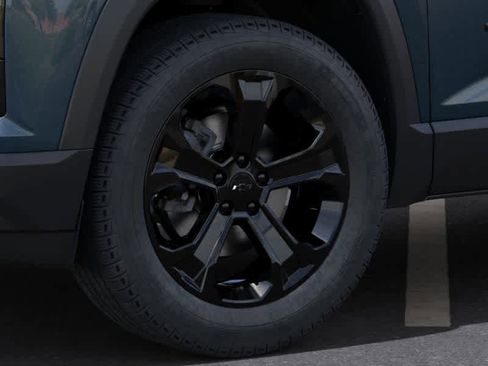 New 2025 Chevrolet Equinox LT w/ Midnight Edition image 9