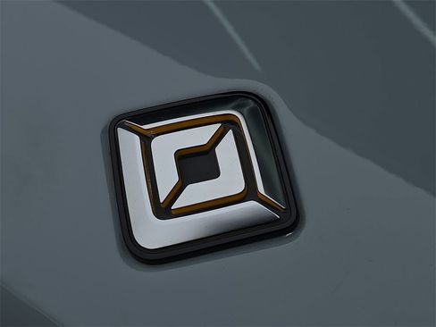 Used 2022 Rivian R1T Adventure image 22