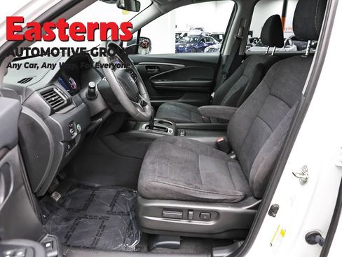Used 2020 Honda Pilot EX image 14