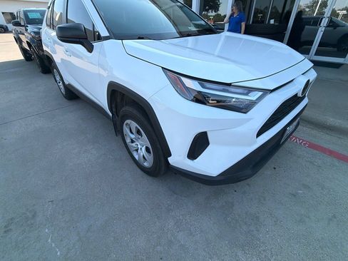 Used 2024 Toyota RAV4 LE FWD image 3
