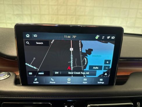 Used 2023 Lincoln Aviator Grand Touring w/ Equipment Group 301A AWD/4WD image 34