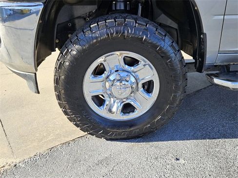 Used 2020 RAM 2500 Big Horn image 9